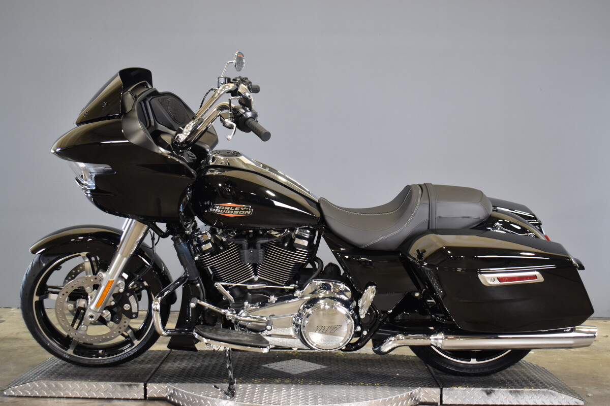 2025 Harley-Davidson® Road Glide™ FLTRX, photo 14