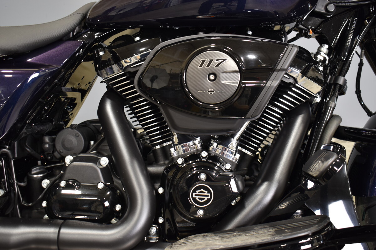 2025 Harley-Davidson Street Glide FLHX - Photo 2
