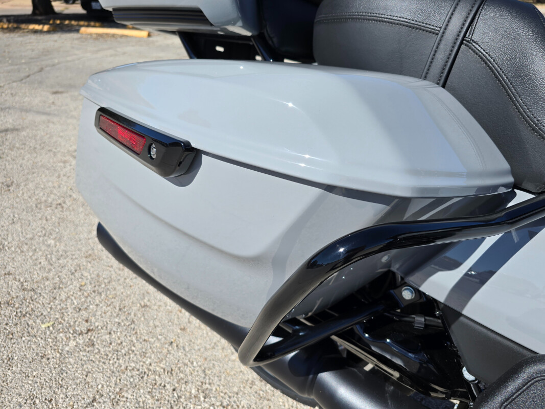 2025 Harley-Davidson Street Glide Ultra - Photo 9