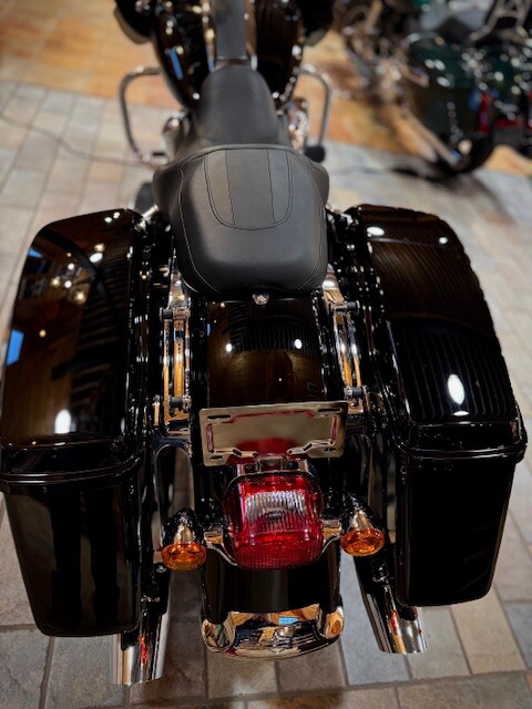 2024 Police Road Glide Vivid Black - Photo 8