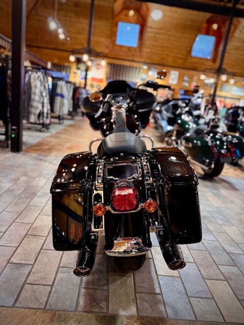 2024 Police Road Glide Vivid Black - Photo 7