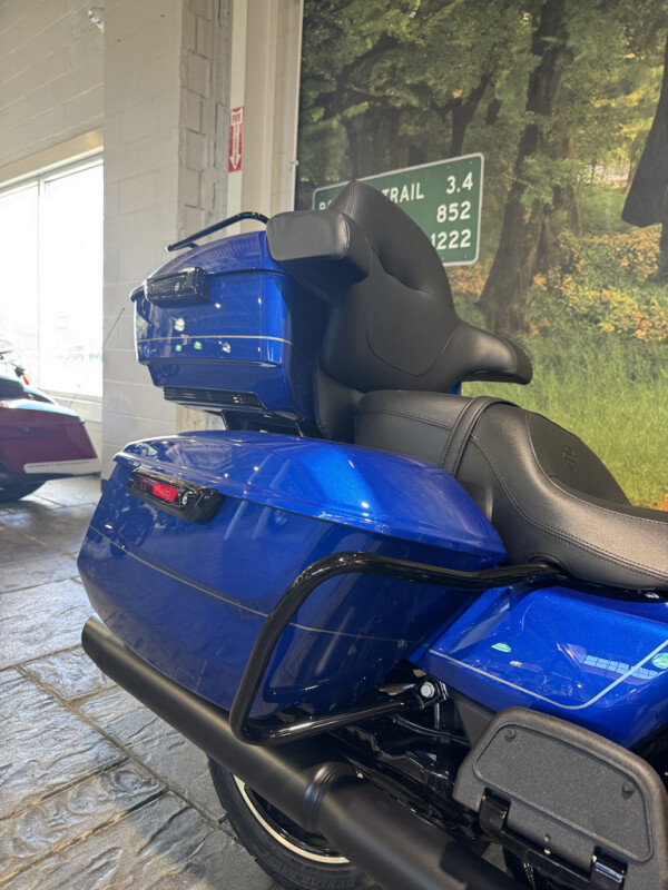 2025 Harley-Davidson Street Glide Ultra - Photo 3