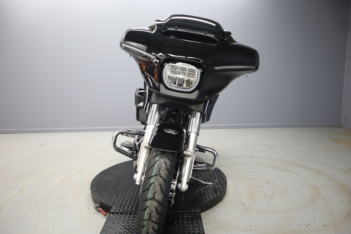 2025 Harley-Davidson Street Glide FLHX - Photo 3