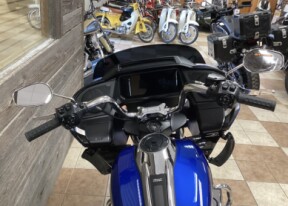 2025 Harley-Davidson<sup>®</sup> Road Glide® Blue Burst thumb 1