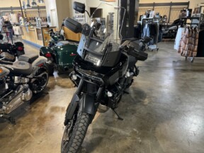 2025 Harley-Davidson<sup>®</sup> Pan America® 1250 Special Vivid Black w/Laced Wheels thumb 2