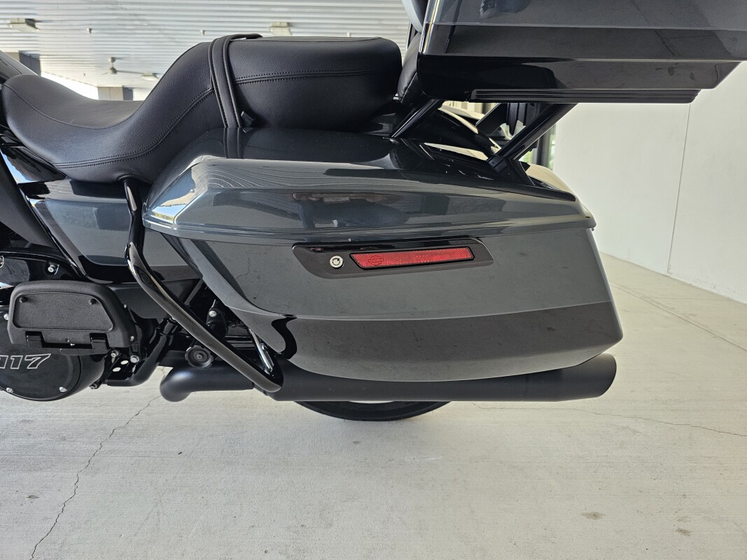 2025 Harley-Davidson Street Glide - Photo 9