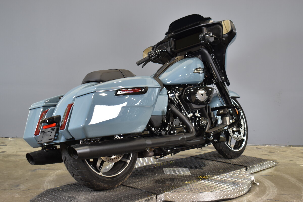 2024 Harley-Davidson Street Glide FLHX - Photo 9
