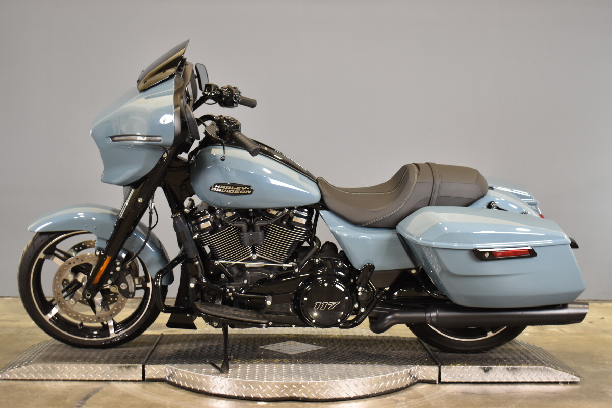 2024 Harley-Davidson Street Glide FLHX - Photo 5