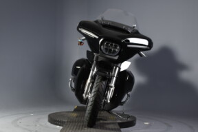 2025 Harley-Davidson® Street Glide Ultra thumb 1