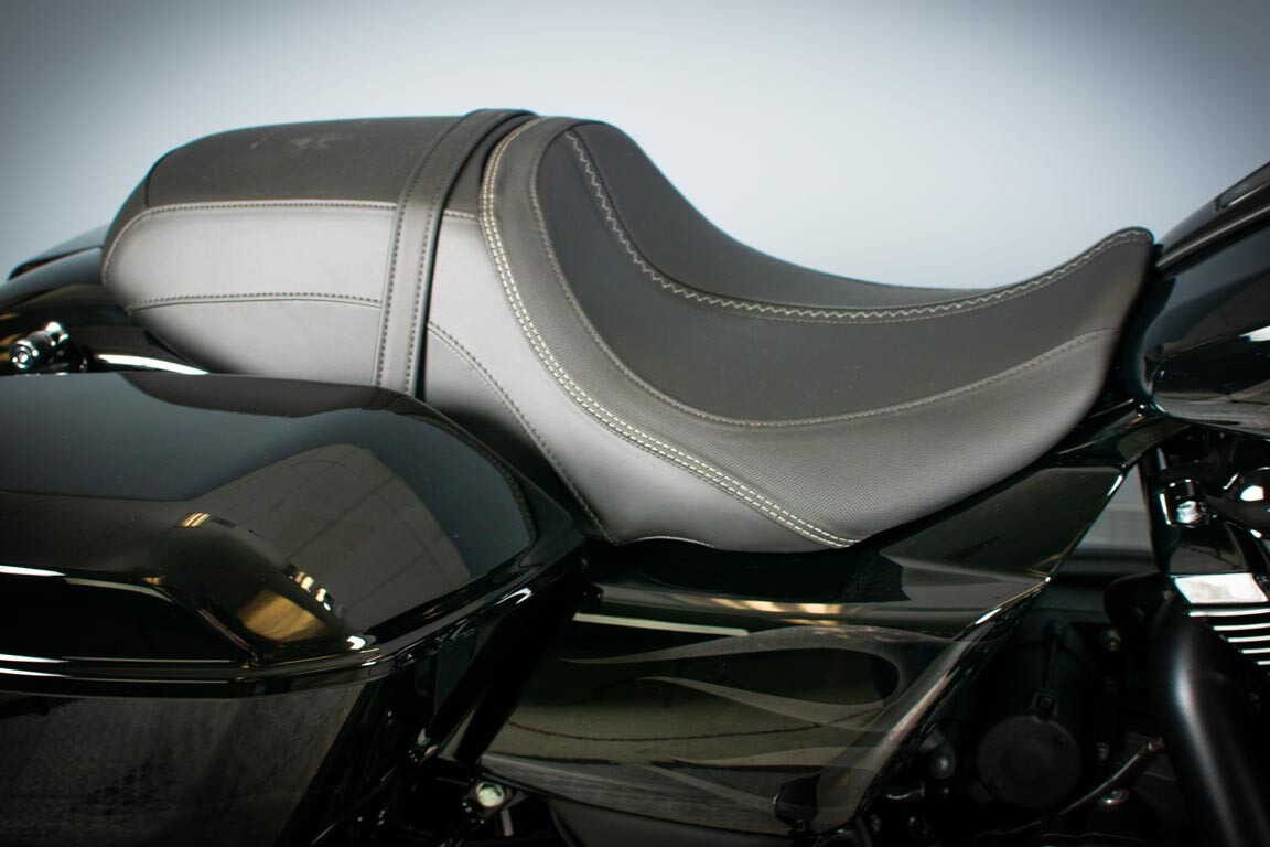 2025 Harley-Davidson Street Glide FLHX - Photo 9