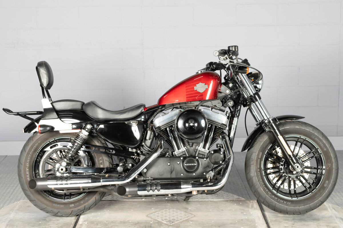 Harley Davidson Forty-Eight XL1200Xタンク XL1200Xフューエルタンクの歴史 | ハーレーダビッドソン京都