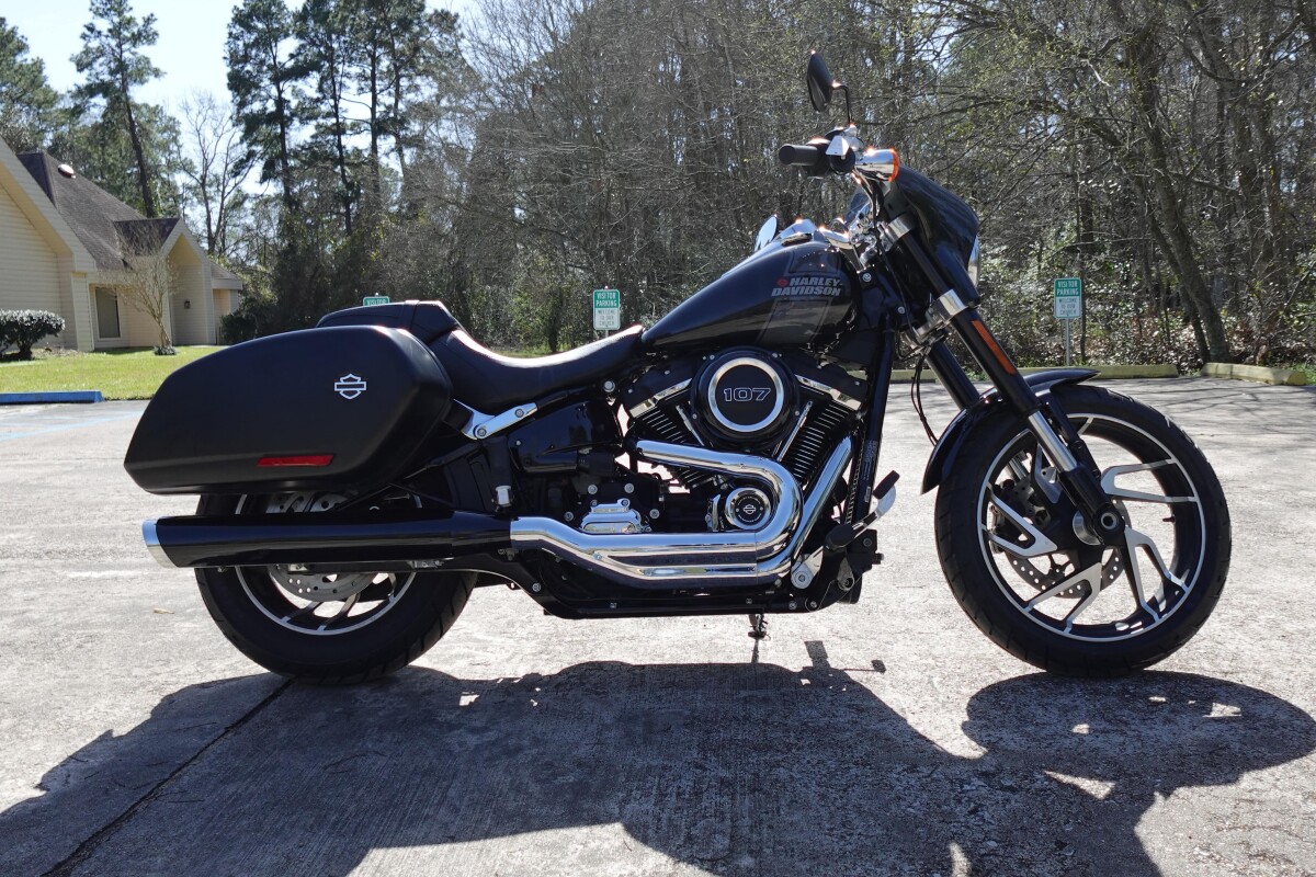 2021 Harley-Davidson Sport Glide FLSB