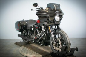 2025 Harley-Davidson® Low Rider™ ST FXLRST thumb 2