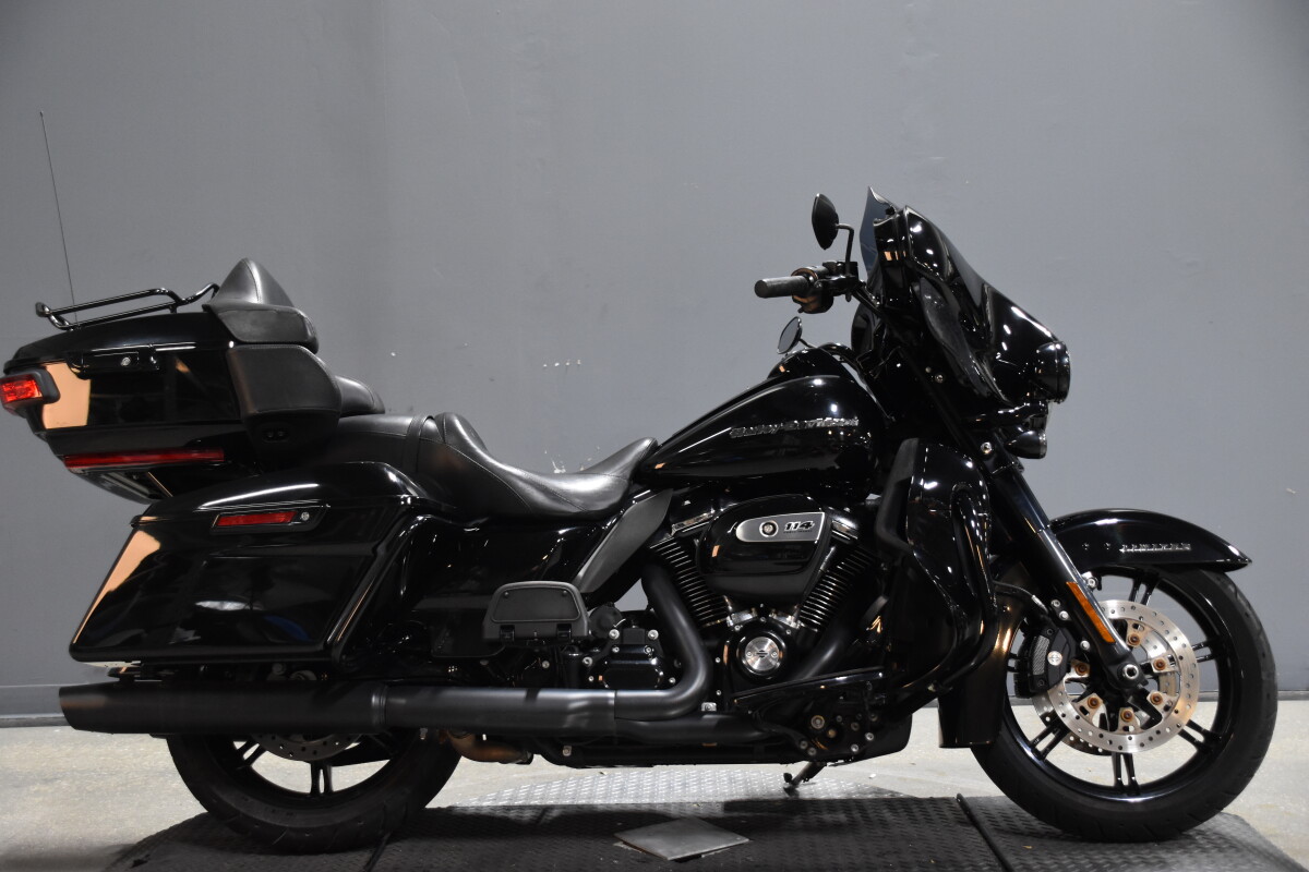 2021 Harley-Davidson® Ultra Limited FLHTK | Rockstar Harley