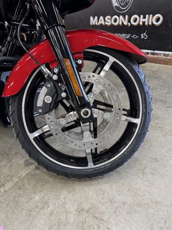 2025 Harley-Davidson Road Glide FLTRX - Photo 8