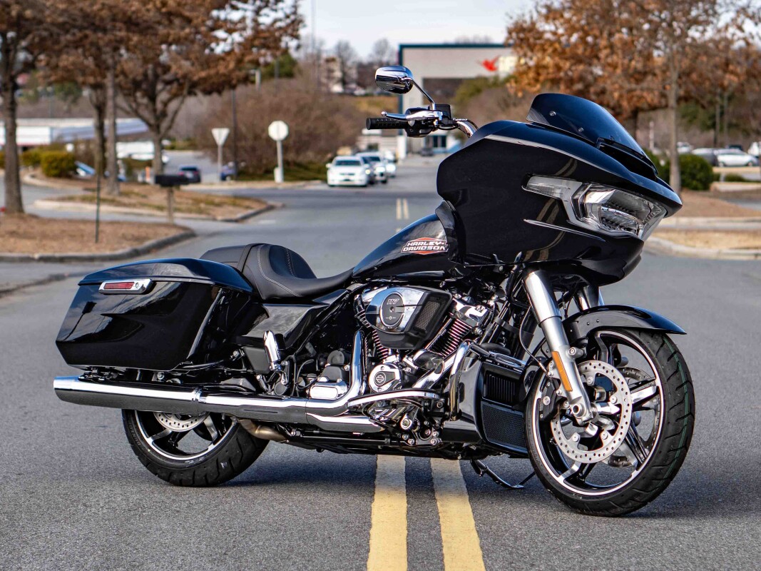 FLTRX 2025 Road Glide - Photo 3
