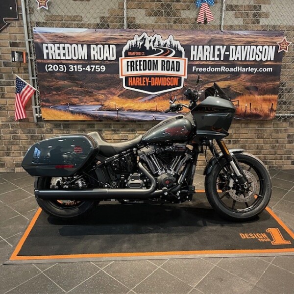 Harley-Davidson Softail トレーナー XL 黒 2019 Harley-Davidson® FXDR Softail® FXDR® 114 for Sale in
