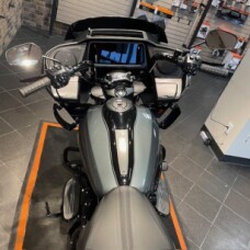 2025 Road Glide® (FLTRX) thumb 3