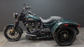 Harley-Davidson<sup>®</sup> Freewheeler<sup>®</sup> 2024 FLRT ALPINE GRN/ BLK thumb 0