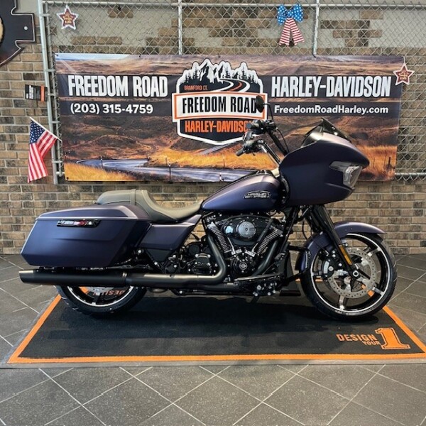 2025 Road Glide® (FLTRX)