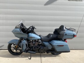 2024 Harley-Davidson<sup>®</sup> Road Glide<sup>®</sup> Limited Sharkskin Blue - Black Finish thumb 1