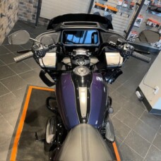 2025 Road Glide® (FLTRX) thumb 3