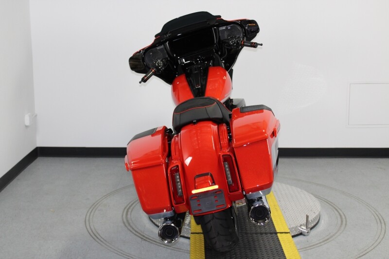 Harley-Davidson CVO Street Glide 2024 FLHXSE 84562319 LEGENDARY ORNG W/ PINSTRIPE - Photo 7