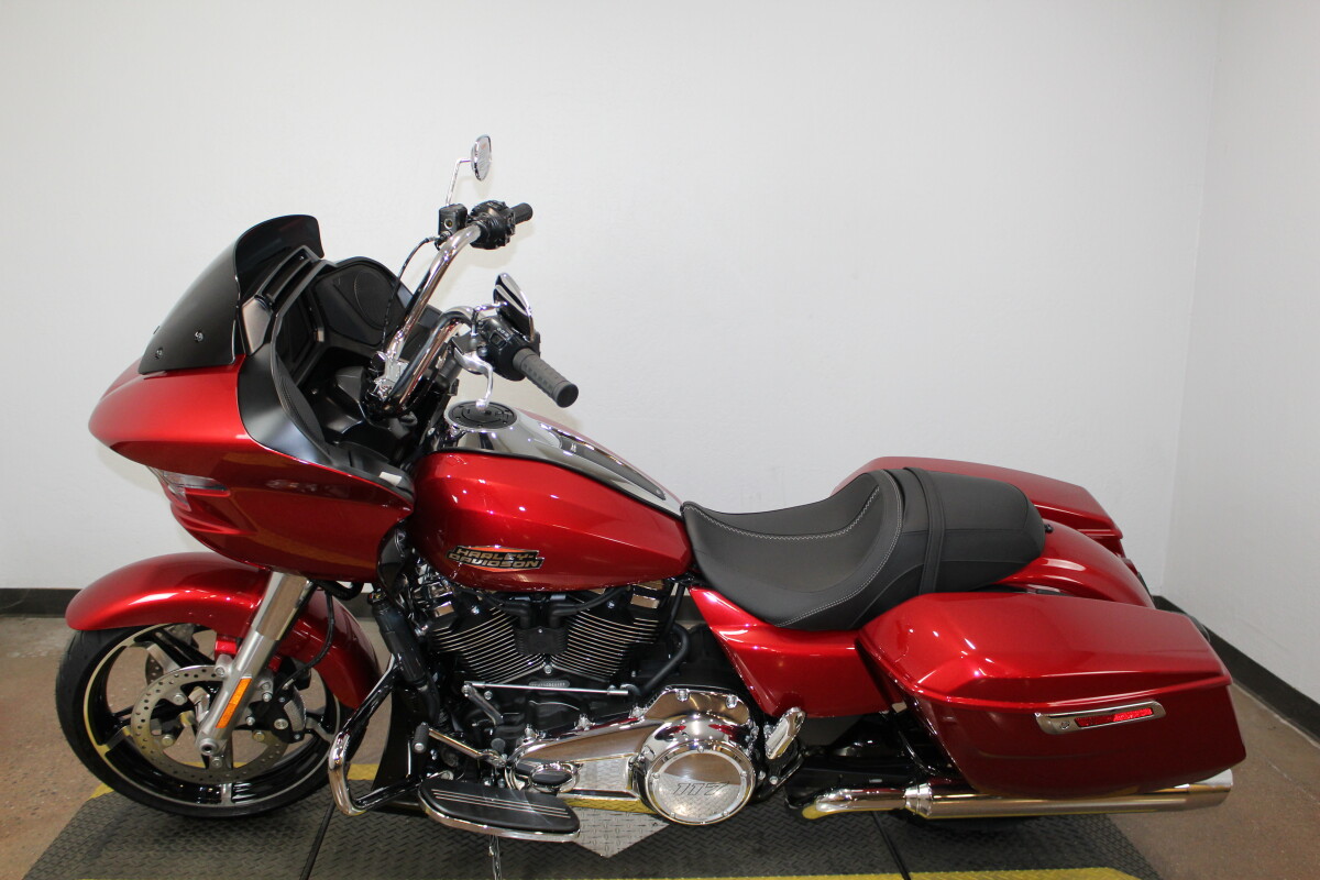 Harley-Davidson Road Glide 2025 FLTRX 84563597 BRILLIANT RED - Photo 8