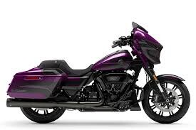 2025 Harley-Davidson<sup>®</sup> Street Glide<sup>®</sup> Poison Berry