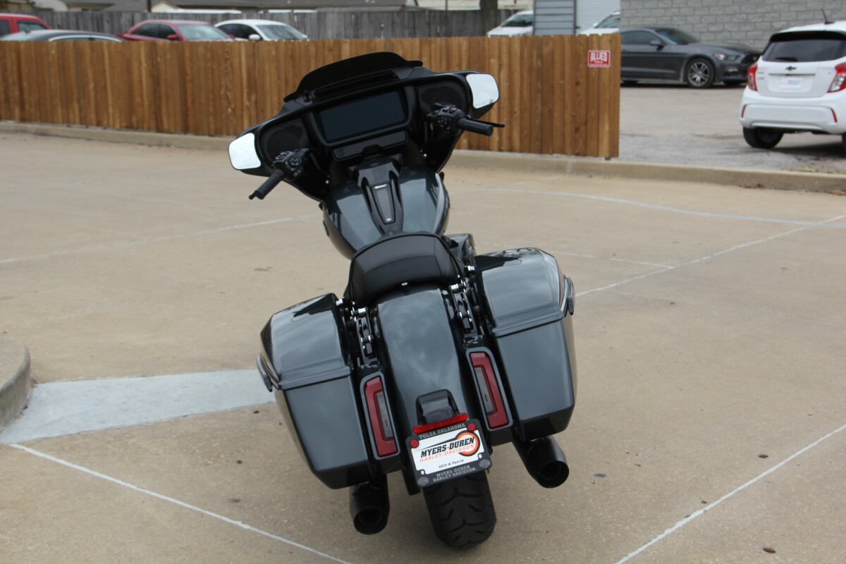 2025 Harley-Davidson Street Glide Iron Horse Metallic - Black Finish - Photo 9