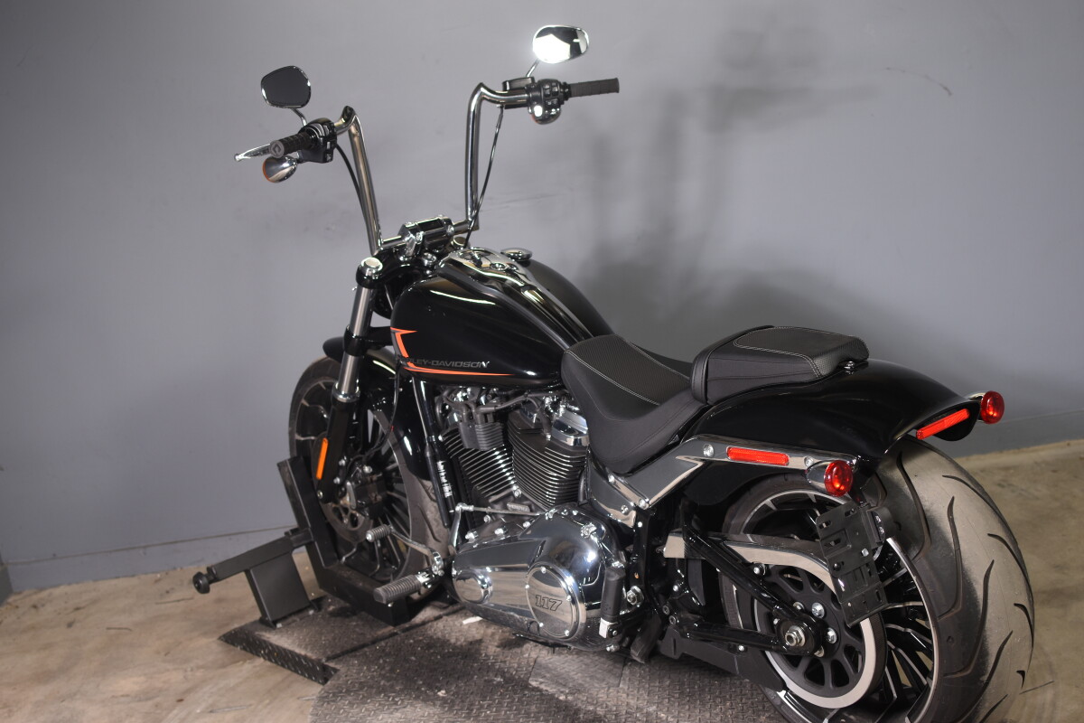 2024 Harley-Davidson Breakout 117 FXBR - Photo 6