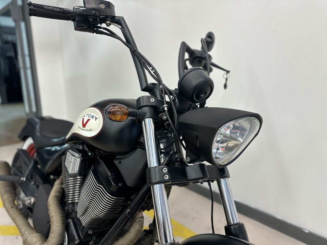 2013 Victory Highball Black/White - Photo 6