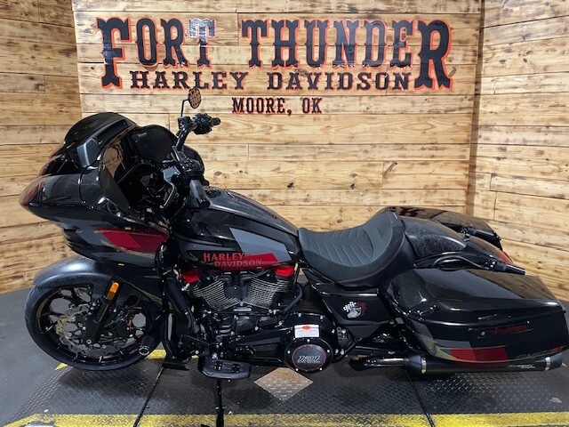 Harley-Davidson CVO Road Glide ST 2025 FLTRXSTSE Hot Lap - Photo 8