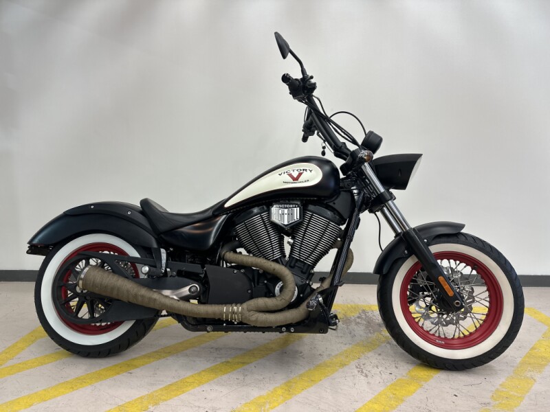  2013 Victory Highball Black/White