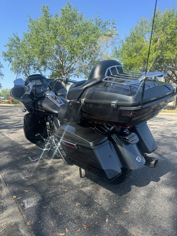 2016 Harley-Davidson CVO Road Glide Ultra - Photo 5