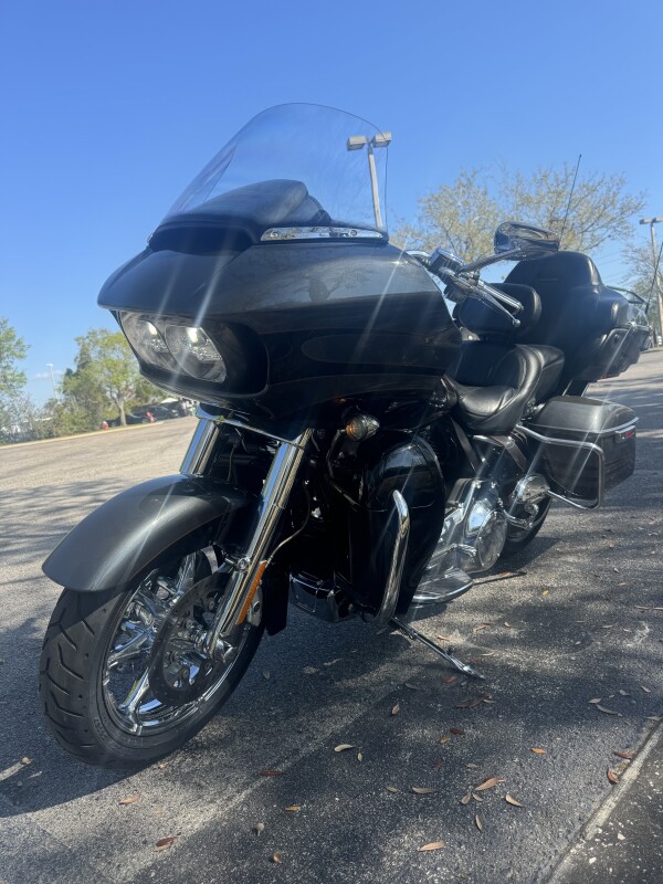 2016 Harley-Davidson CVO Road Glide Ultra - Photo 10
