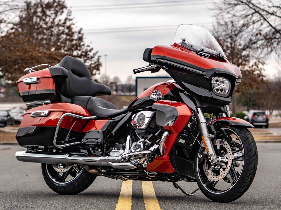 FLHXU 2025 Street Glide Ultra - Photo 2