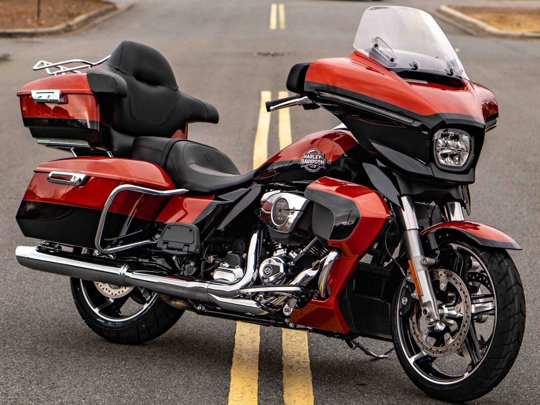 FLHXU 2025 Street Glide Ultra - Photo 3