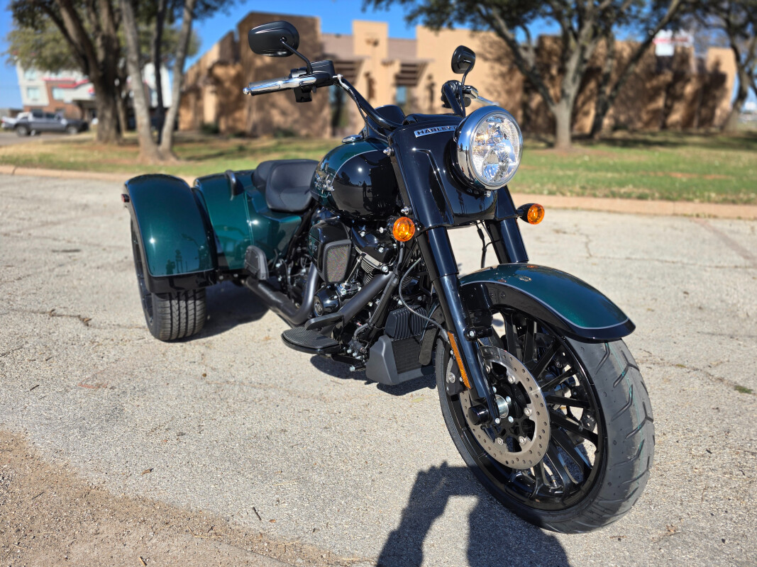 2024 Harley-Davidson Freewheeler - Photo 2