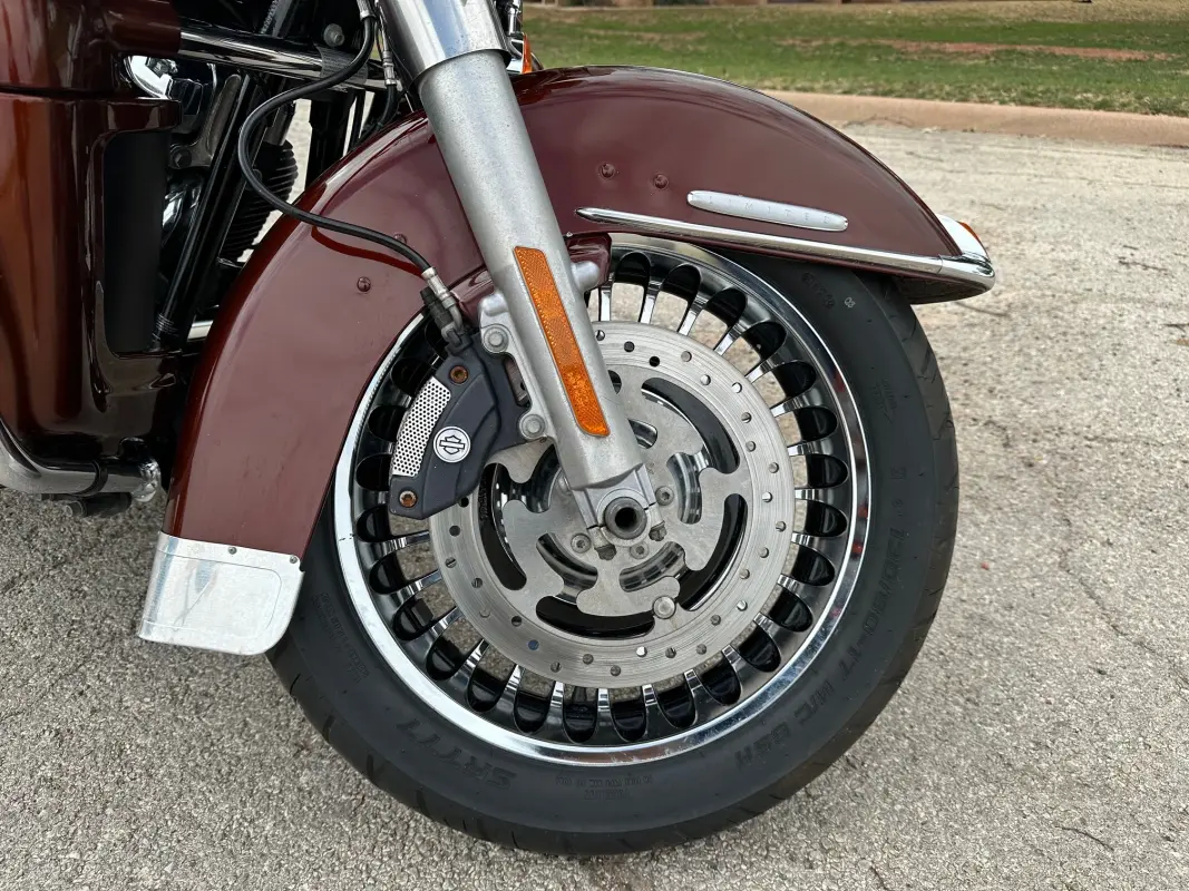 2011 Harley-Davidson Electra Glide Ultra Limited - Photo 7