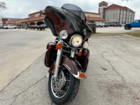 2011 Harley-Davidson® Electra Glide® Ultra Limited thumb 1