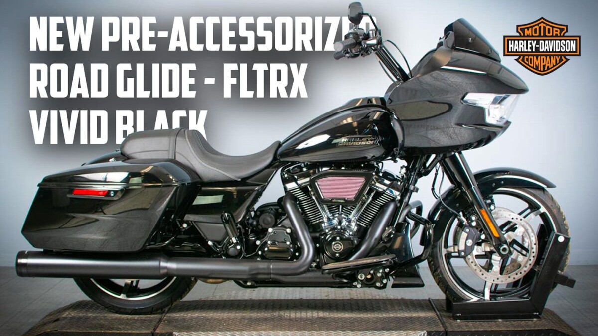80s✨Harley-Davidson USA製 フェード ブラック New Pre-Accessorized 2024 Vivid Black Harley-Davidson® Road Glide