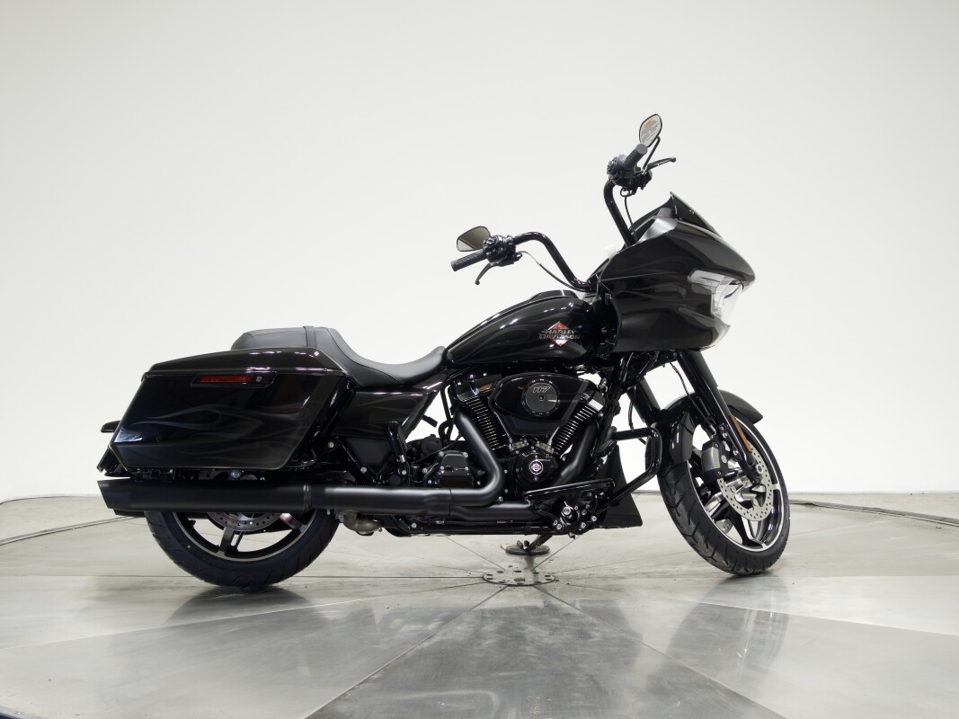 2025 Harley-Davidson FLTRX Road Glide in Midnight Firestorm - Photo 9