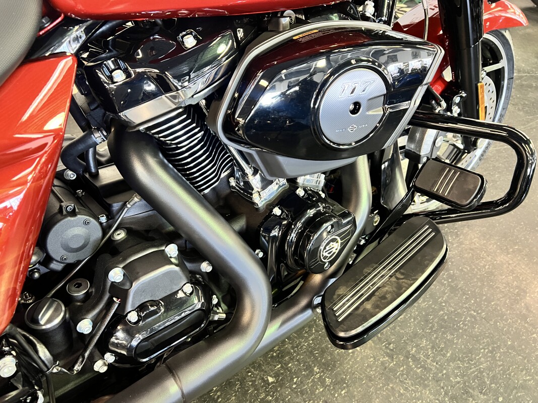 2025 Harley-Davidson Street Glide Whiskey Firestorm FLHX - Photo 8