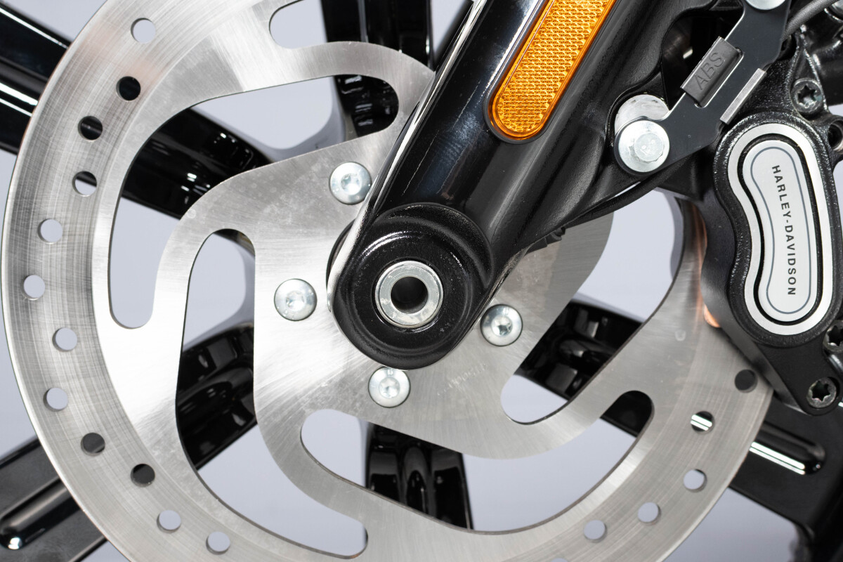 2025 Harley-Davidson® Street Bob® FXBB, photo 19