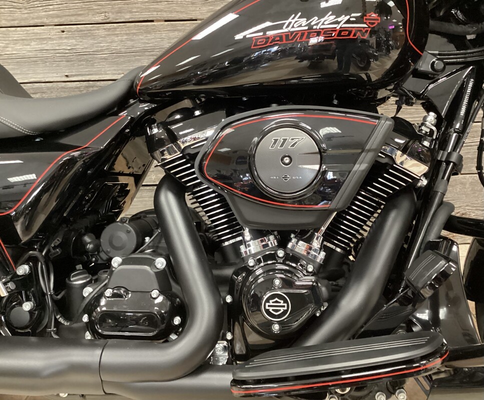 2025 Harley-Davidson Street Glide Vivid Black - Black Finish - Photo 6