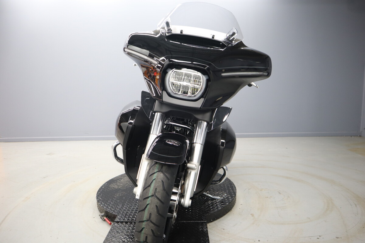 2025 Harley-Davidson Street Glide Ultra FLHXU - Photo 3