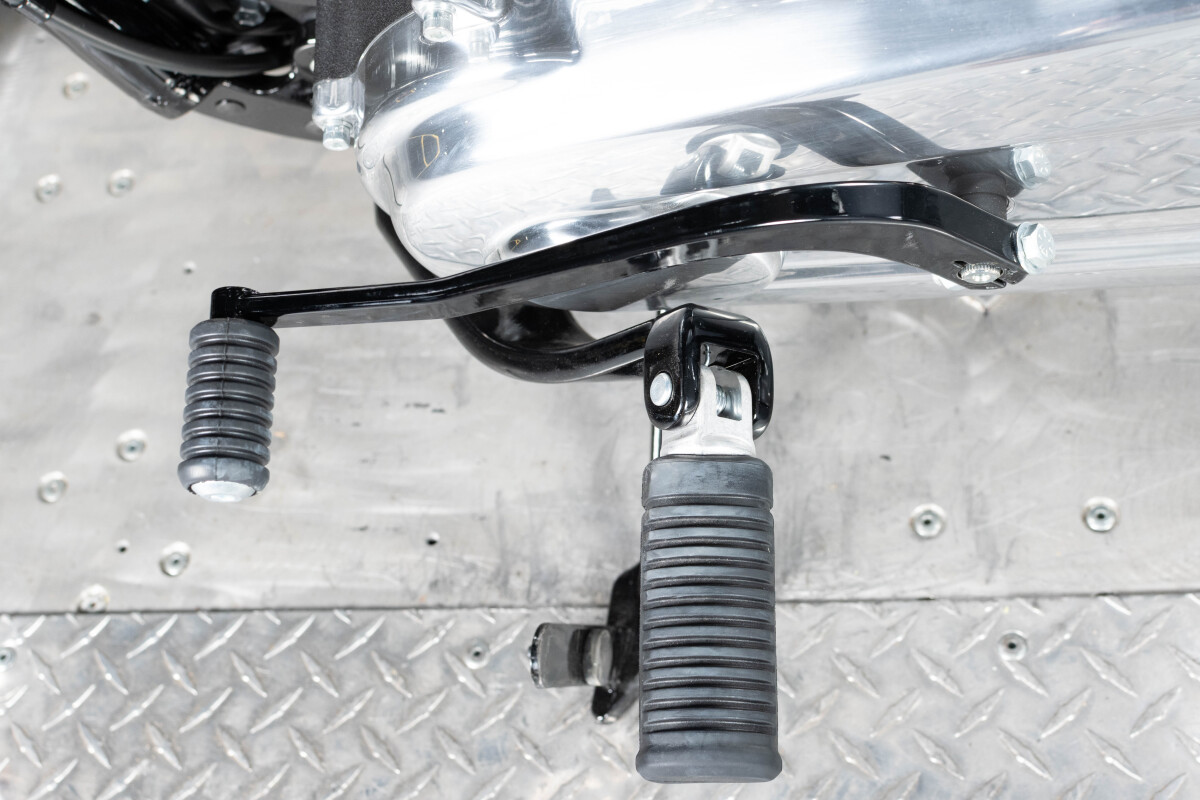 2025 Harley-Davidson® Street Bob® FXBB, photo 18