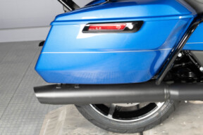 2025 Harley-Davidson® Street Glide Ultra thumb 2