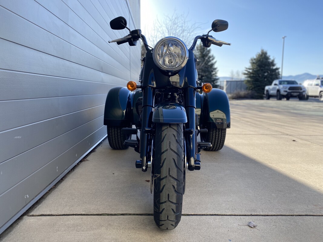 2024 Harley-Davidson Freewheeler Alpine Green / Vivid Black - Photo 7